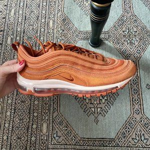 Nike Womens W Air Max 97 SE (Dark Russet), Size 9 W